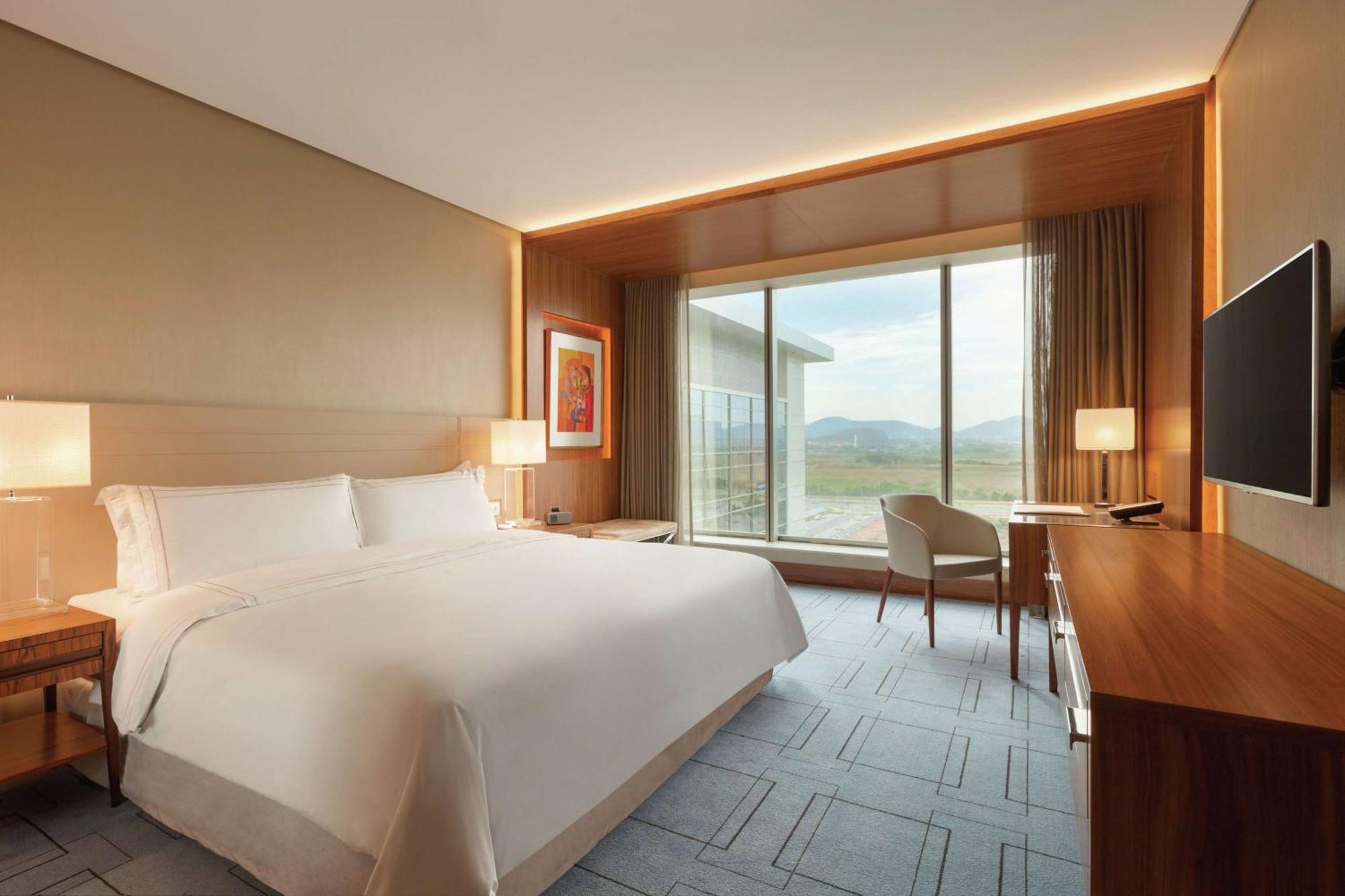 Hilton Barra Hotel 5*